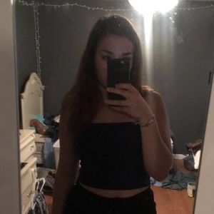 Meet your Posher, Michaela